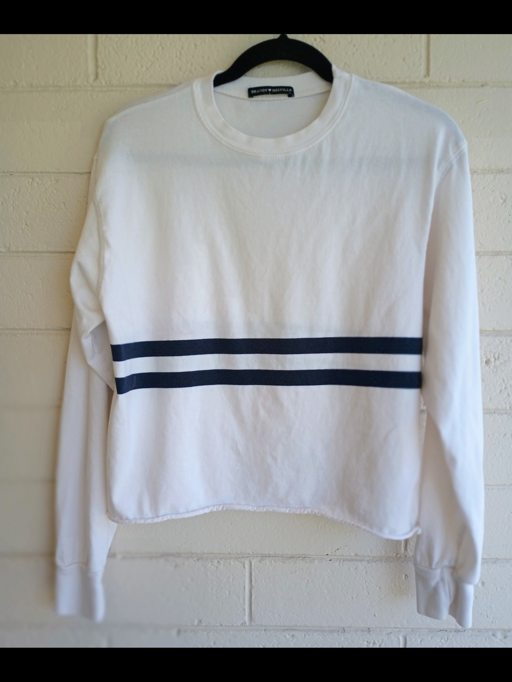 Brandy Melville White Cropped Crewneck with Navy Stripes One Size - Picture 6 of 9
